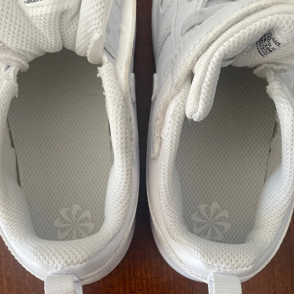 Nike toddler girls (age 4-5) All-White Sneakers - Picture 7 of 9